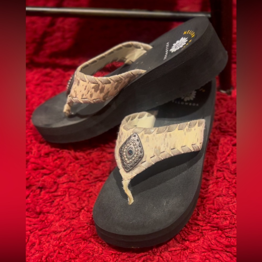 Yellowbox sandals
